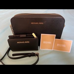 **SOLD** Michael Kors Matching Wallet & Crossbody Purse